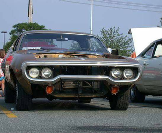 Illustration for article titled Ratty Mopar Dump